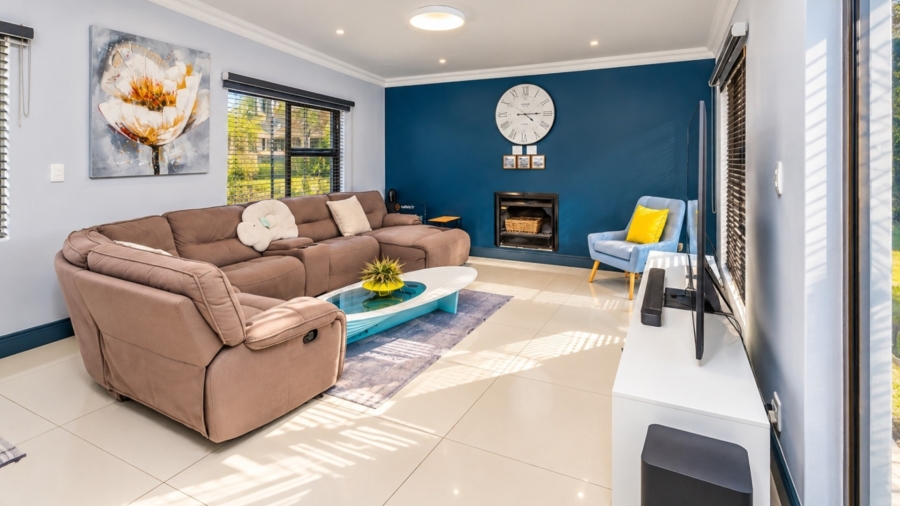 3 Bedroom Property for Sale in WestLake Country Safari Estate North West